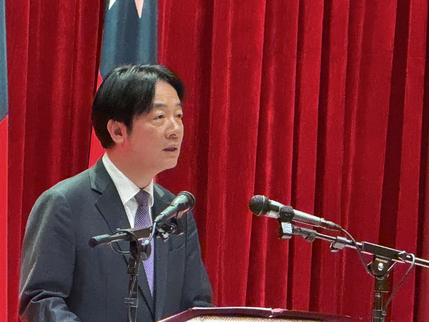 114年敬軍模範參加國防部表揚大會活動-劉宏洲常務理事擔任本會敬軍模範