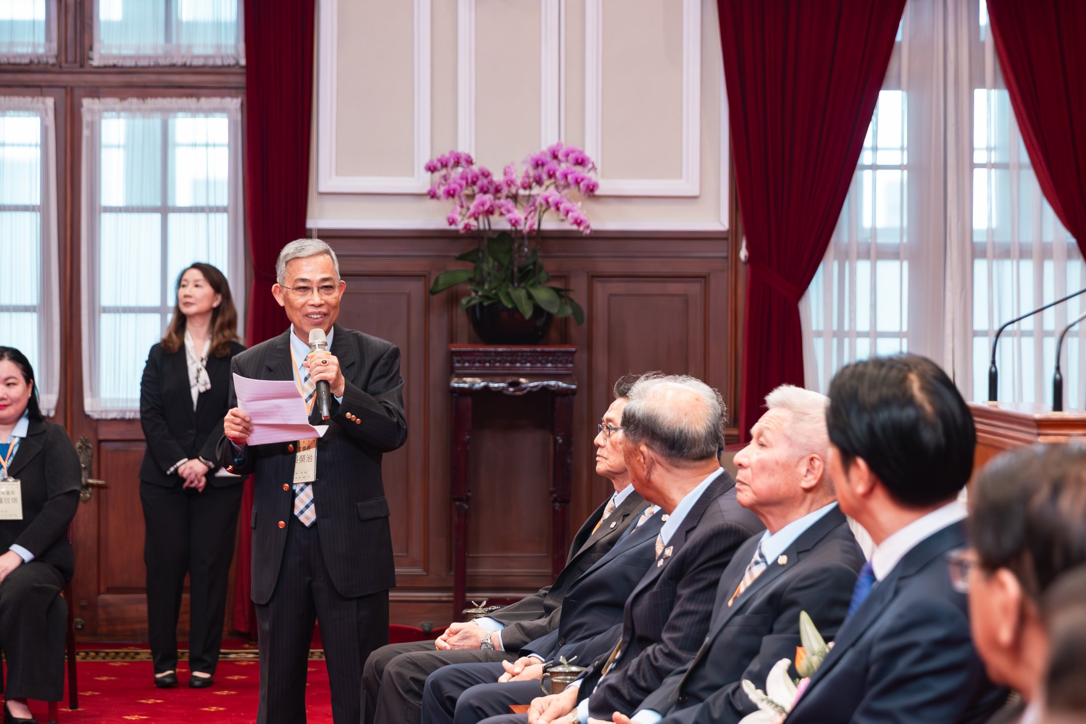 1140105 廖年亨理事長率領本會理監事入府晉見總統