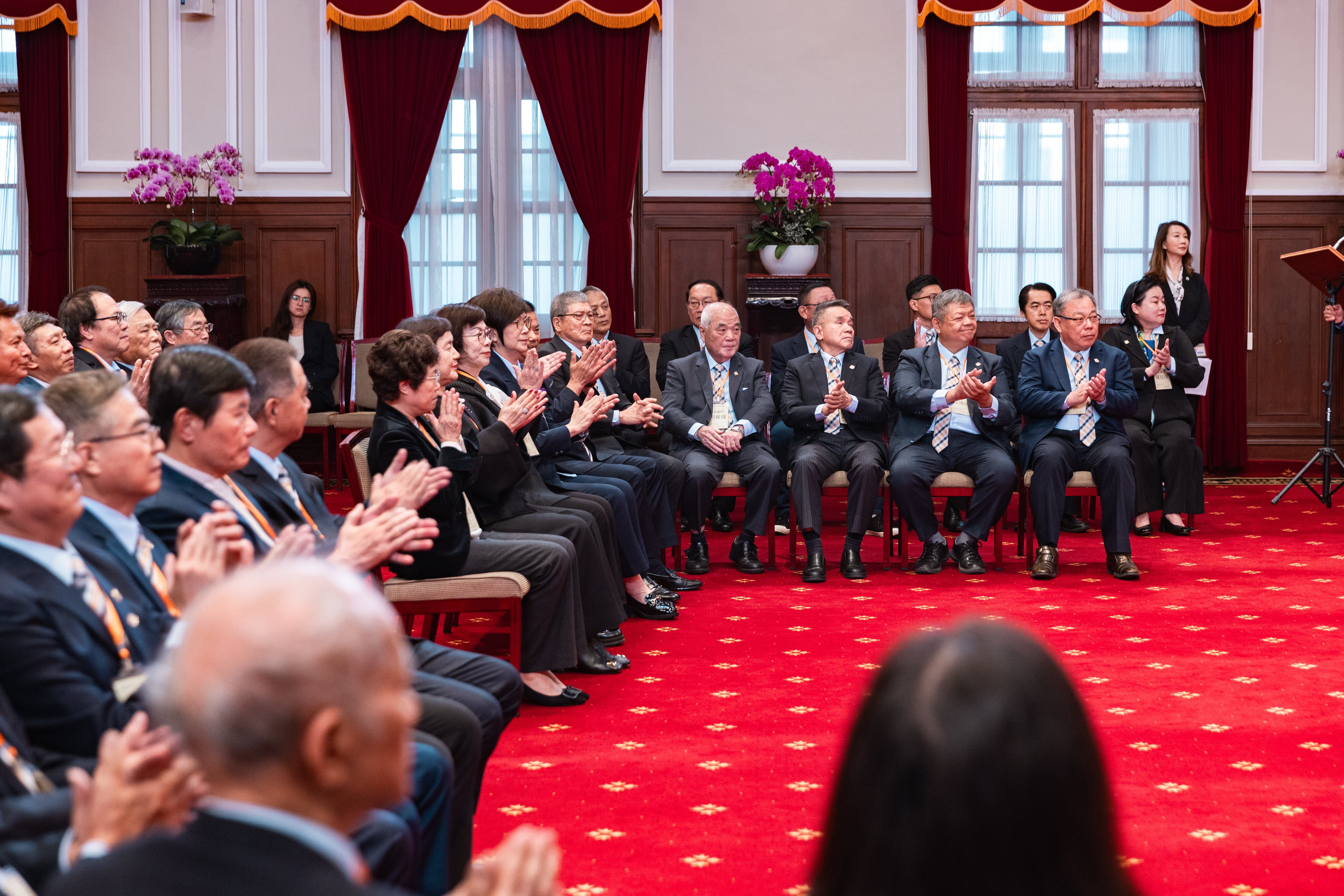 1140105 廖年亨理事長率領本會理監事入府晉見總統