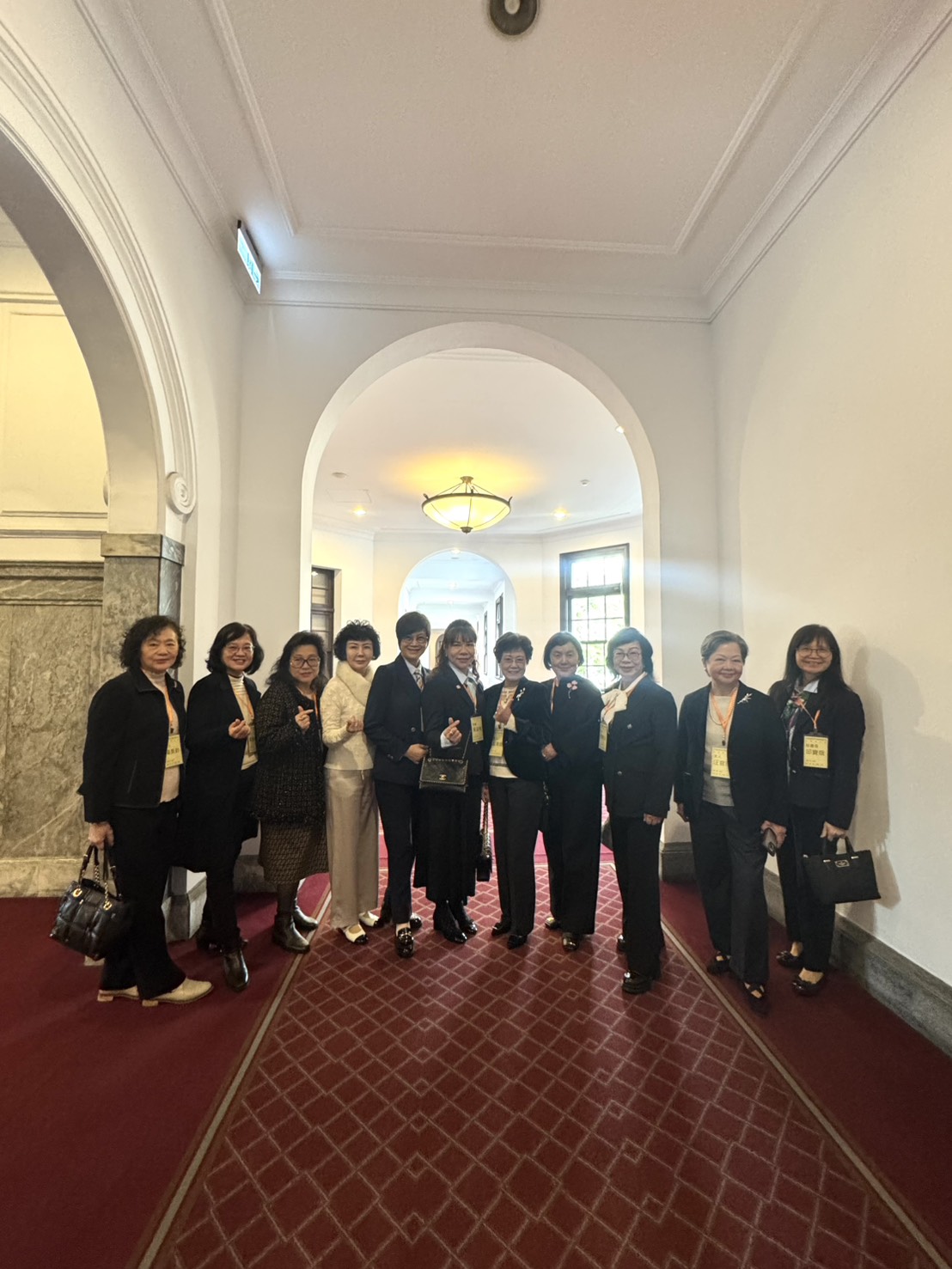 1140105 廖年亨理事長率領本會理監事入府晉見總統